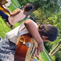 Sommer 2025 // Pop-Up Playground am B�gel in Nieder-Eschbach // Musikimprovisation