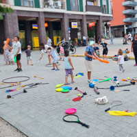 Sommer 2025 // Pop-Up Playground am Gravensteiner Platz // Jonglage